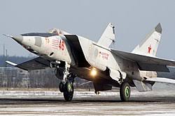Mikoyan MiG-25 Foxba pesawat tercepat di dunia