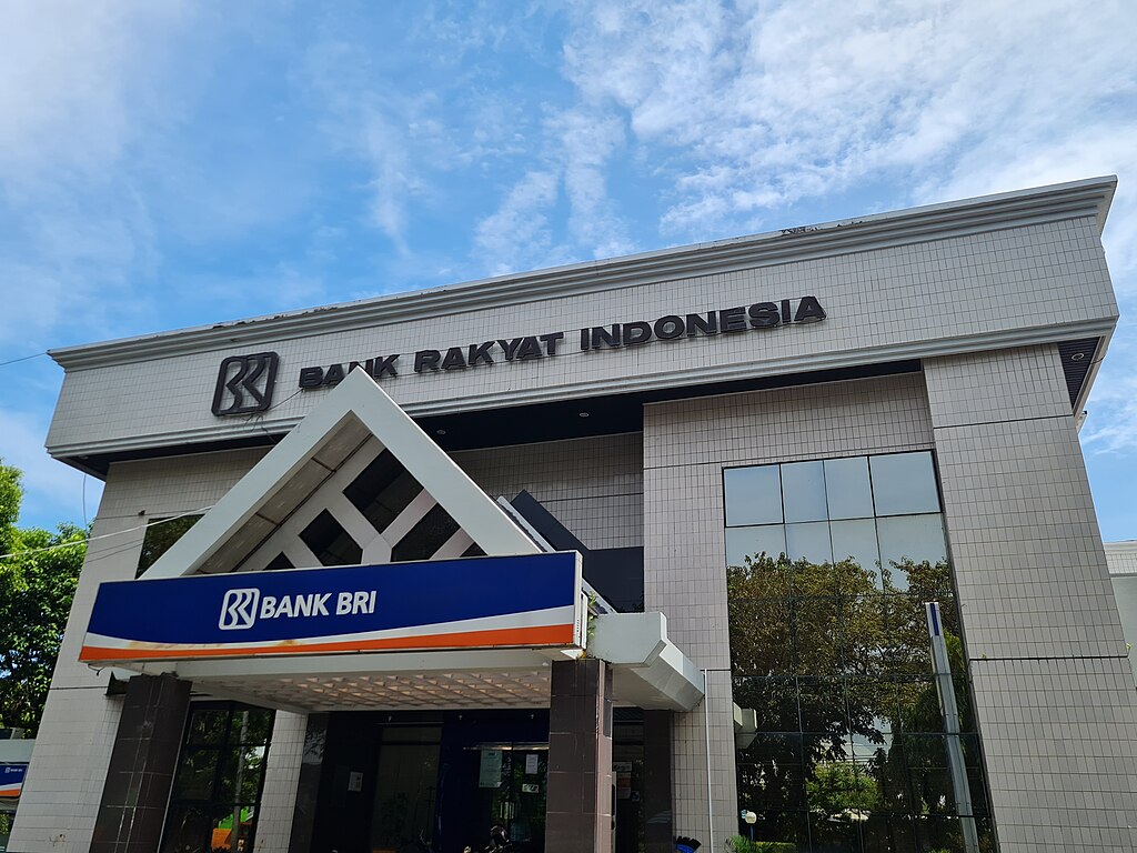 gambar kantor BRI sebagai salah satu penyelenggara program KUR BRI