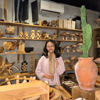 Esa Geniusa R Magistravia